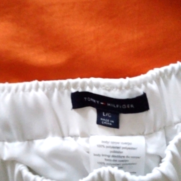 TOMMY HILFIGER WHITE PANTS - Picture 3 of 3